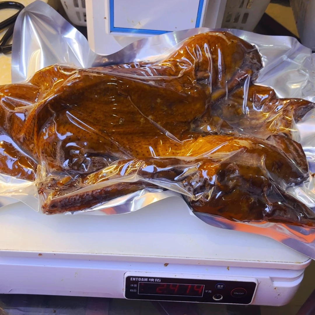 5斤大白鹅88一只就这一个特大