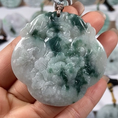 翡翠颈饰未镶嵌花开富贵福利有棉线
