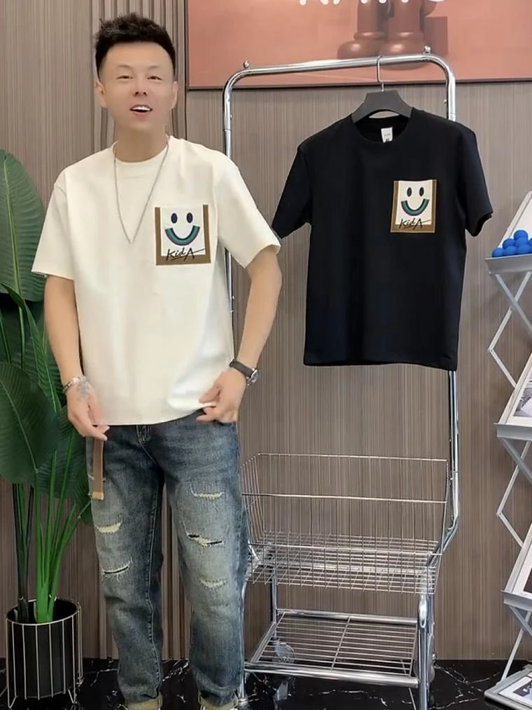 2025夏季新款男士短袖T恤创意笑脸圆领印花上衣百搭休闲透气半袖T