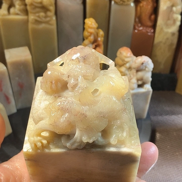 巴林石印石华*巴林石雕刻艺术品