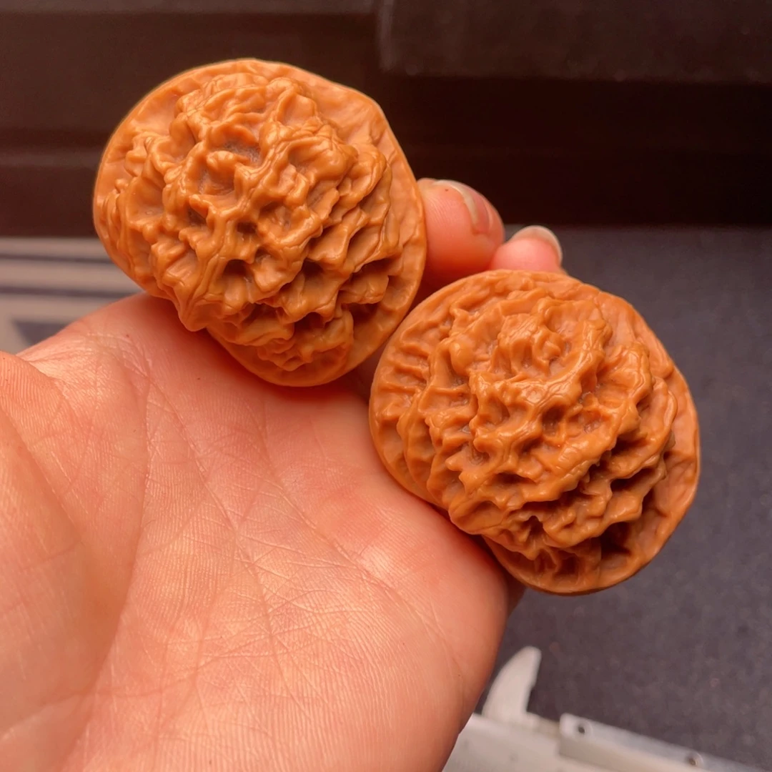 文玩核桃把件秦岭核桃24