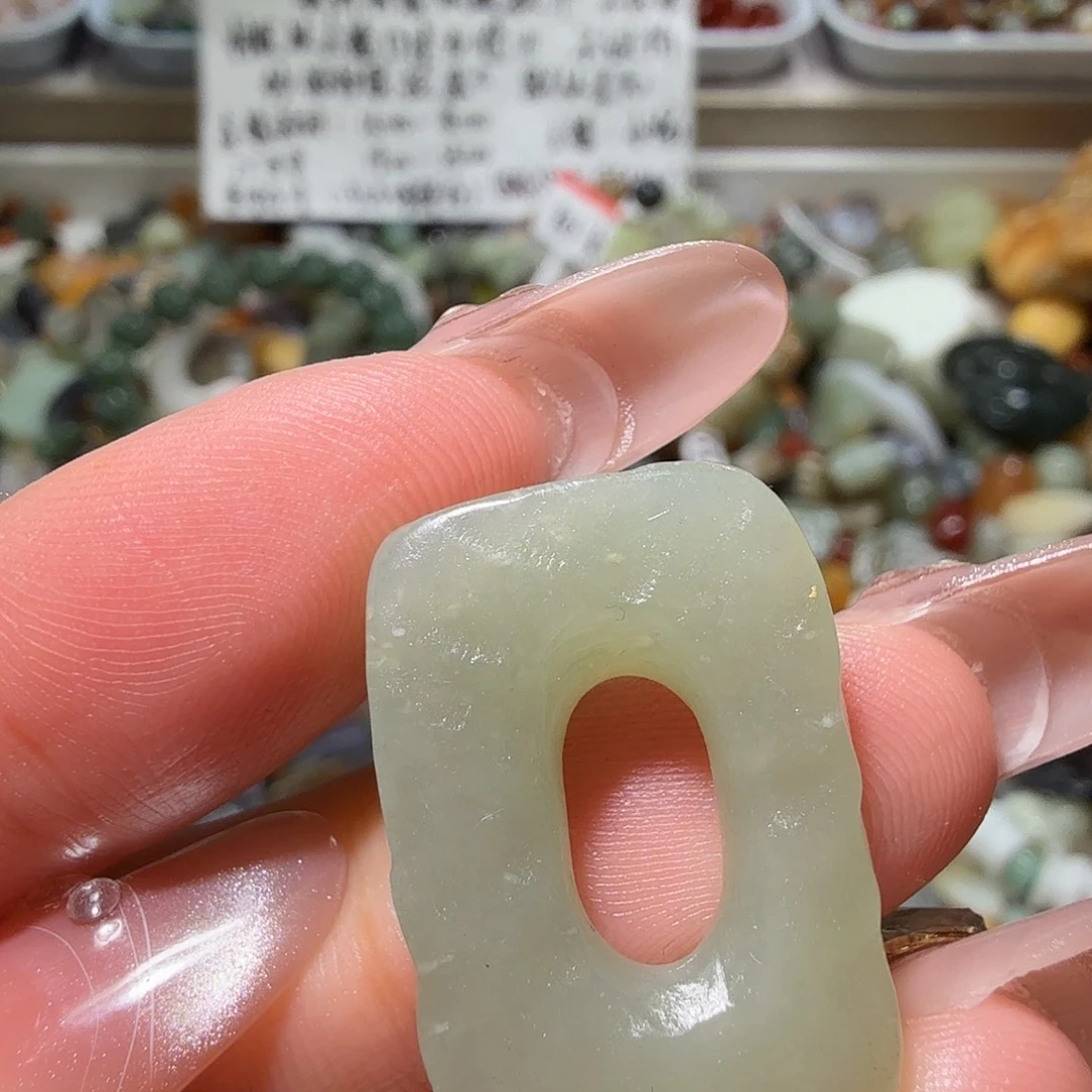 和田玉未镶嵌珠宝奇石