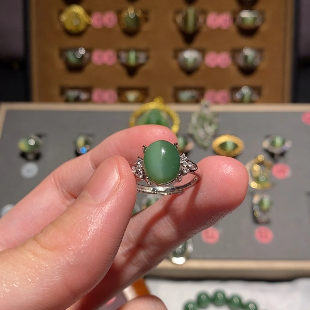 和田玉未镶嵌戒指