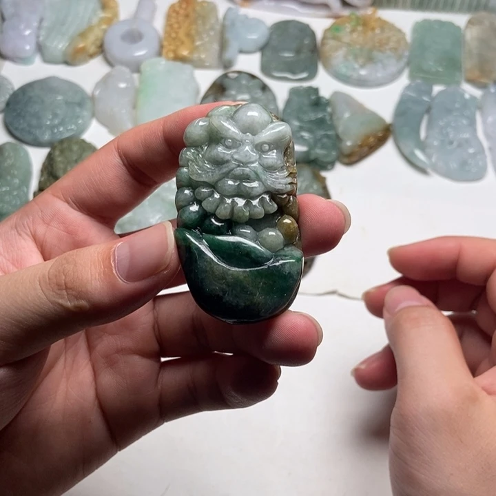 颈饰未镶嵌翡翠达摩29