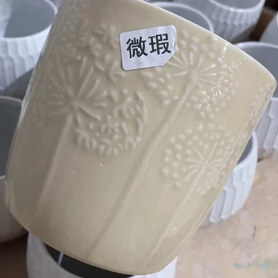 多肉绿植陶瓷花盆9.9包邮，有孔