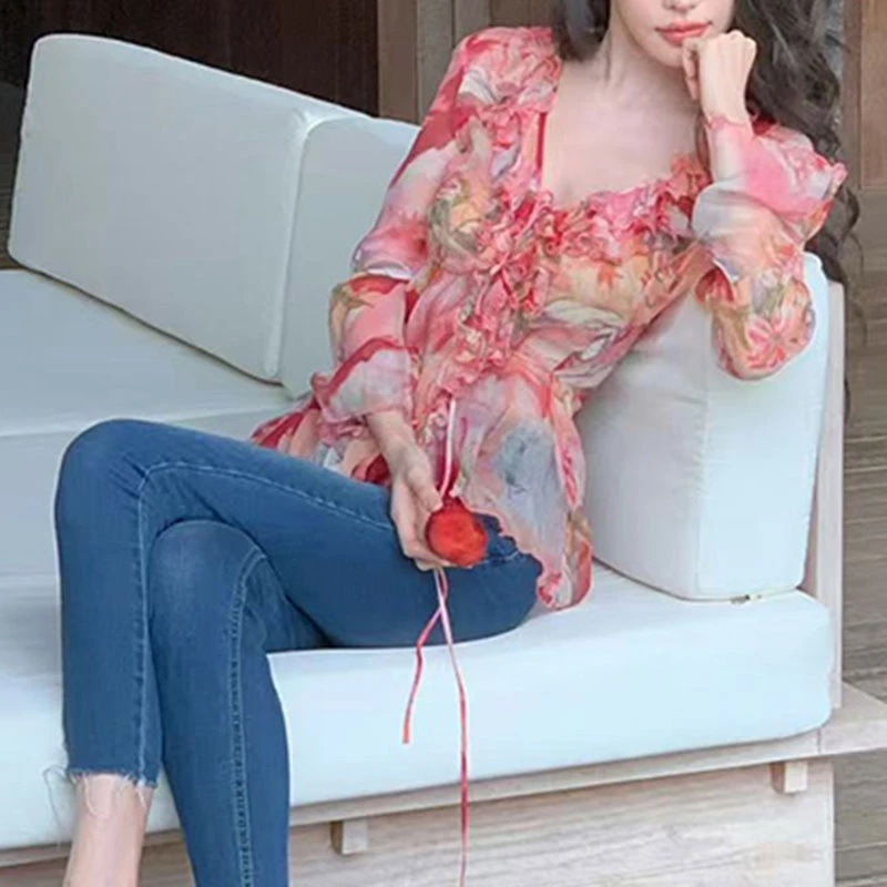 2025春季新款法式温柔风粉色碎花v领长袖衬衫女配修身牛仔长裤