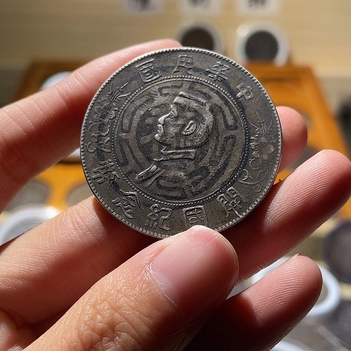 小***胆纯银现代风格工艺品