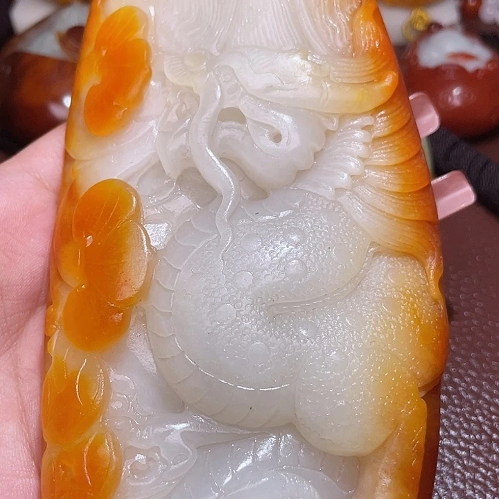用***5和田玉未镶嵌颈饰