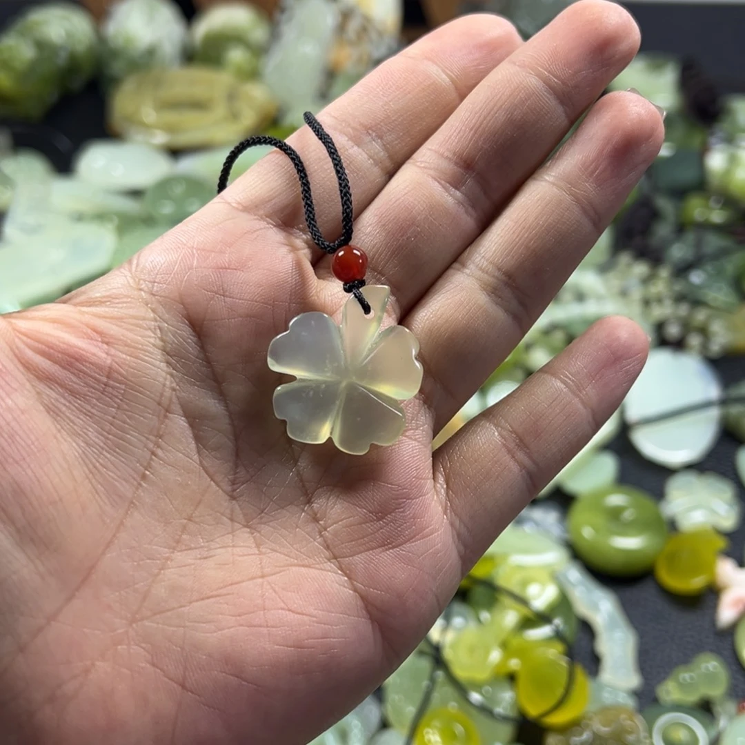 岫玉未镶嵌吊坠(不含链)