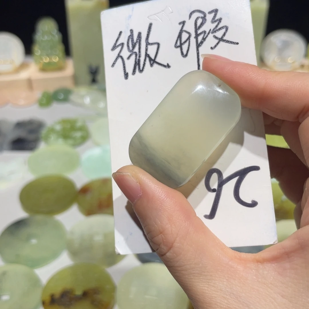 岫玉未镶嵌颈饰颈饰18