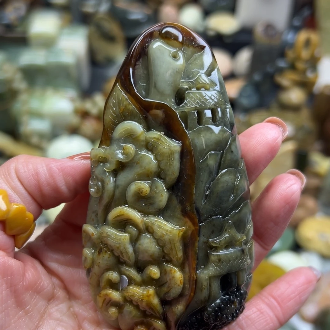 小***迹岫玉未镶嵌颈饰花玉山水