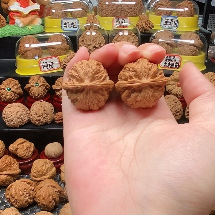 文玩核桃把件苹果园35