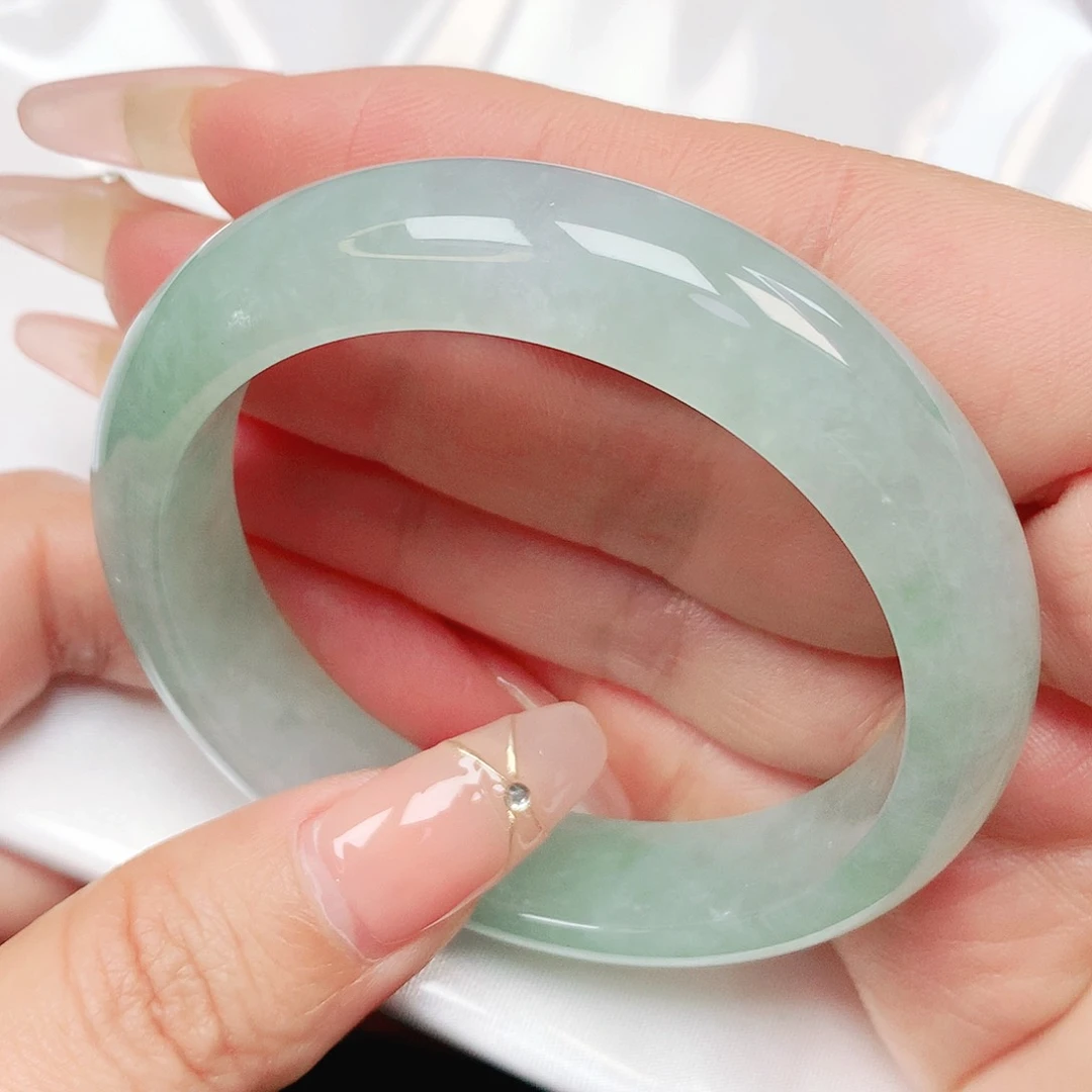 翡翠手镯未镶嵌抖音929