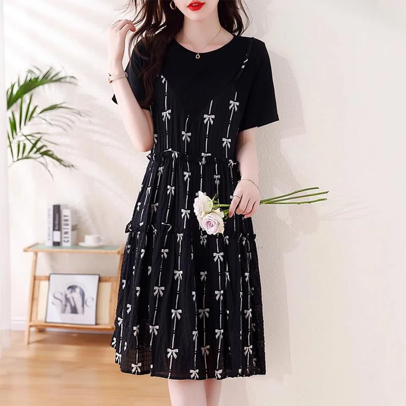 胖mm显瘦气质裙子夏季大码女装名媛吊带碎花连衣裙温柔风假两件套