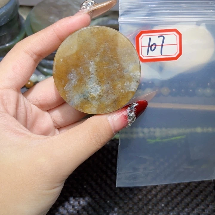 和田玉和田玉边角料随机发未镶嵌