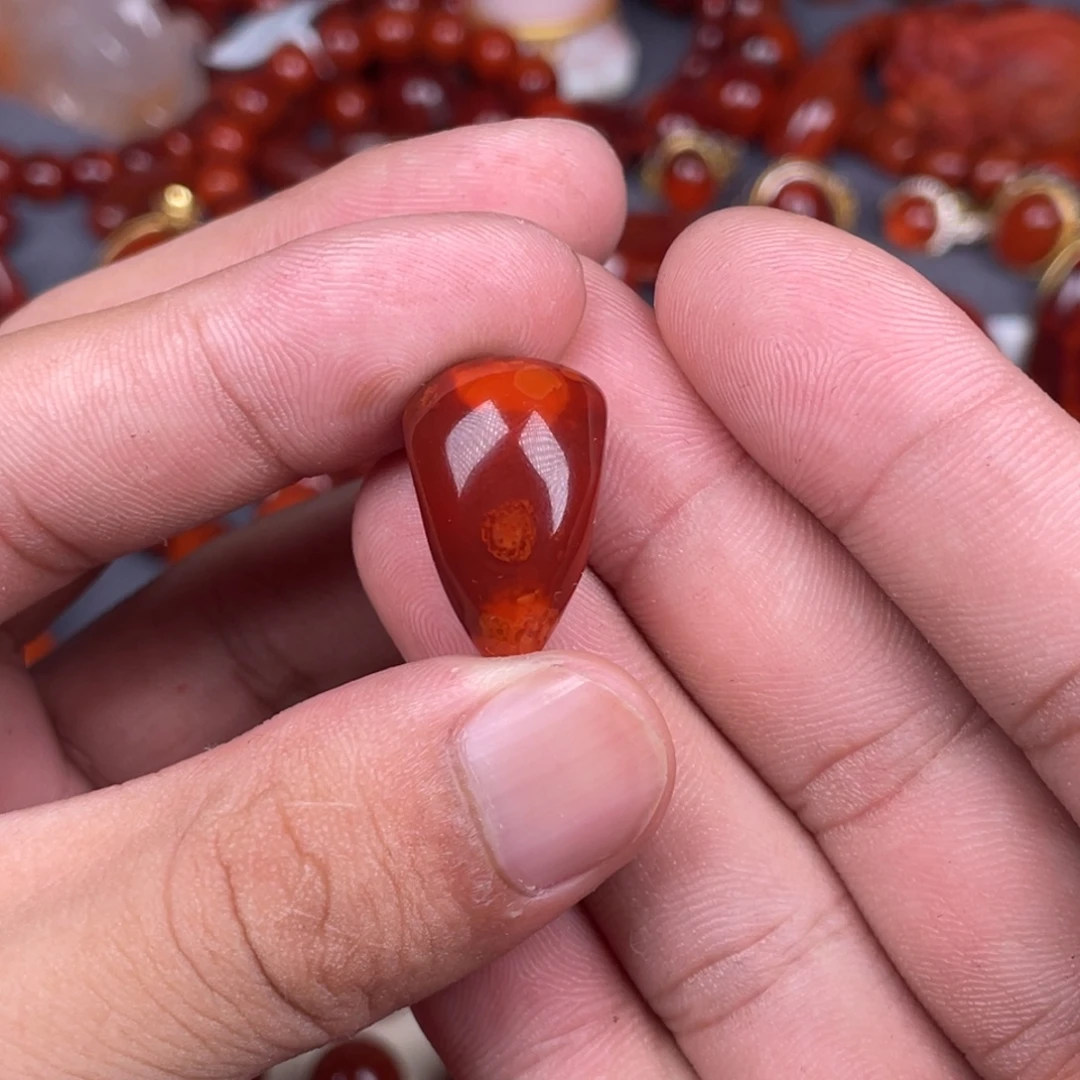 南红玛瑙未镶嵌瓦西南红原矿三通