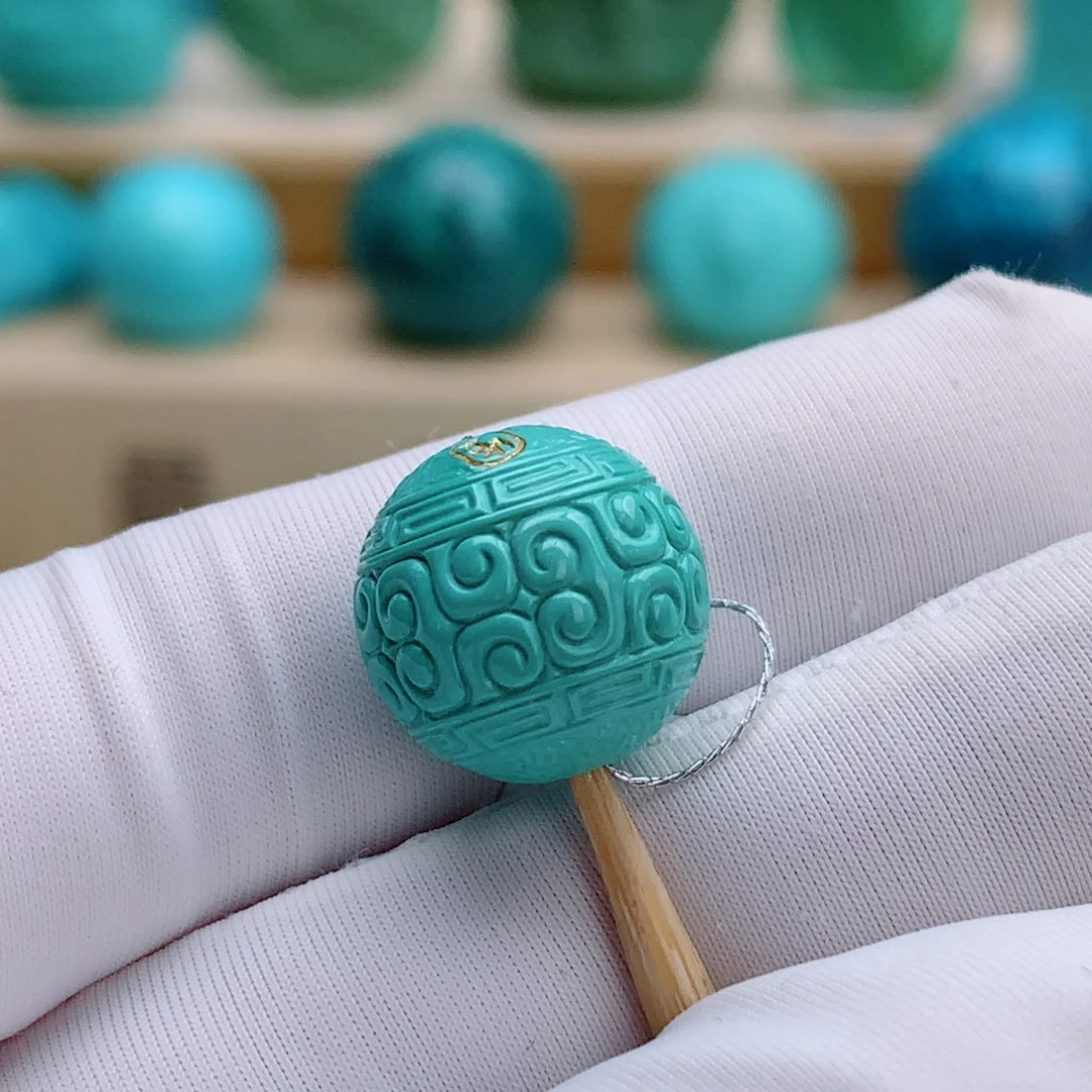 绿松石未镶嵌挂件