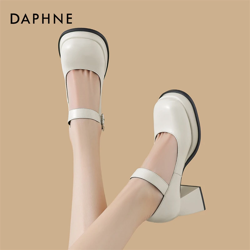 达芙妮白色粗跟玛丽珍鞋女2025新款高跟鞋女鞋单鞋法式婚鞋不累脚