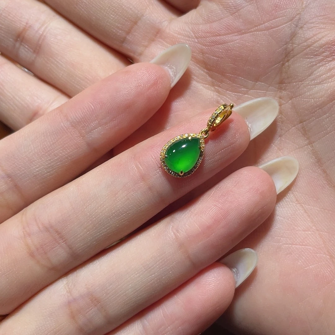 翡翠18K金镶嵌吊坠(不含链)