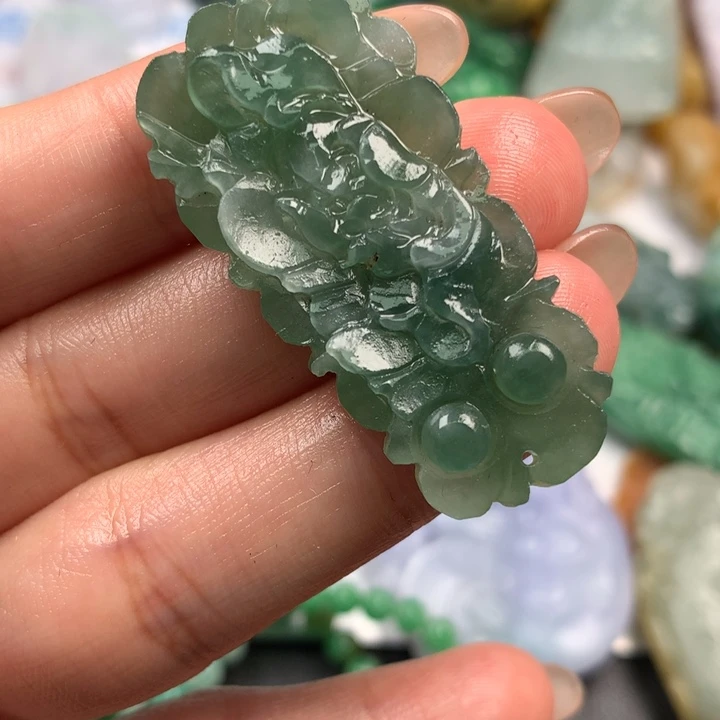 定制翡翠未镶嵌翡翠