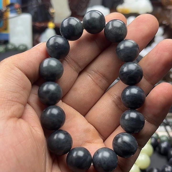 和田玉手串未镶嵌日**金