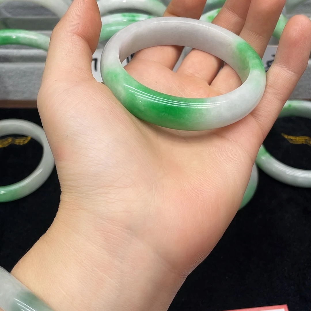 芳***桂以图为准云主播001