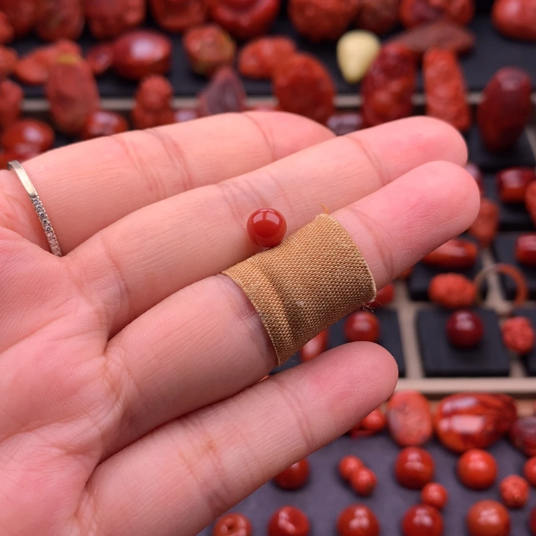 南红玛瑙未镶嵌原矿圆珠6mm