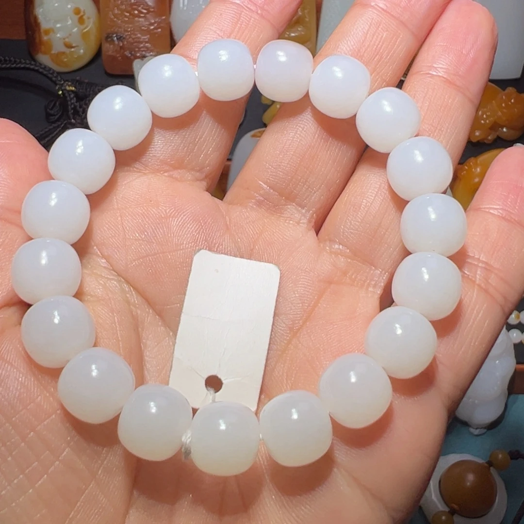 糯***米和田玉未镶嵌颈饰