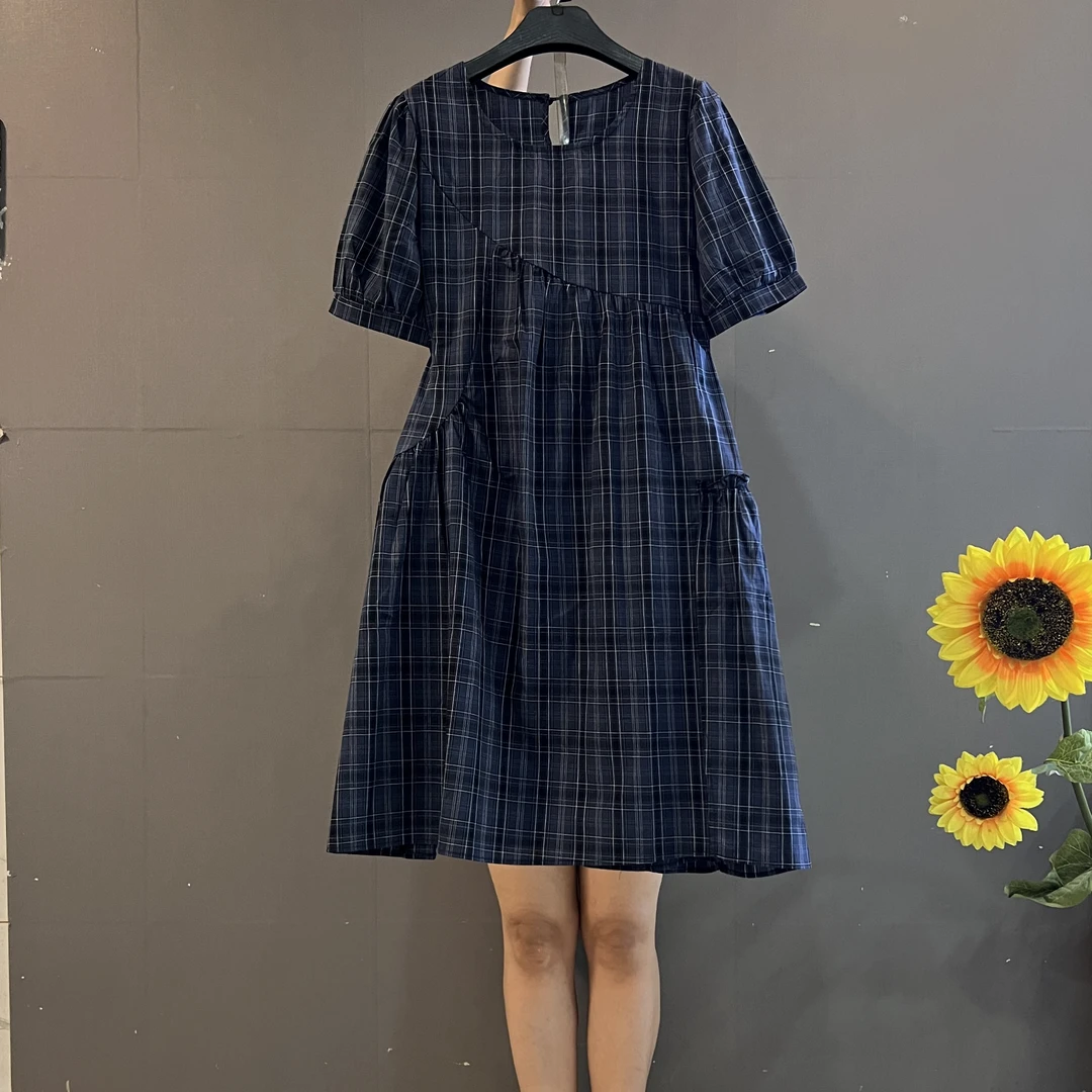 新款时尚减龄蓝色格纹圆领泡泡袖美背蝴蝶结不规则荷叶边连衣裙