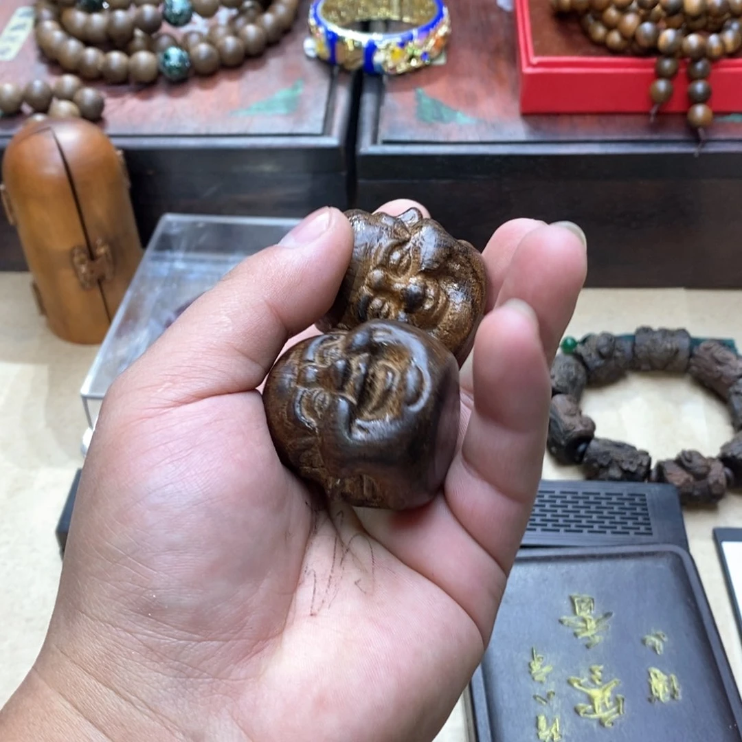 大叶紫檀（黑酸枝木类）