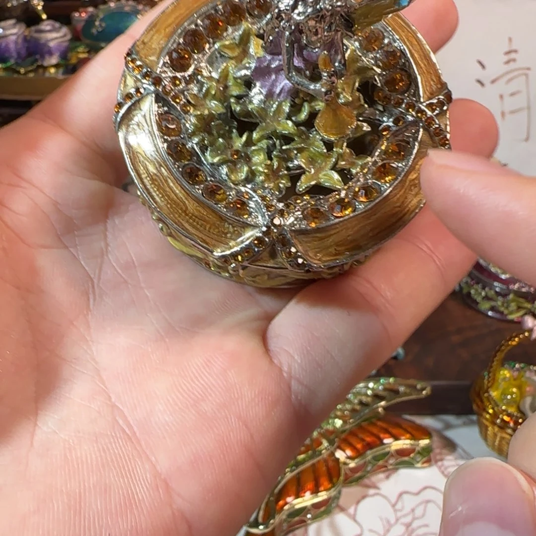 手工制品请勿吹毛求疵哦