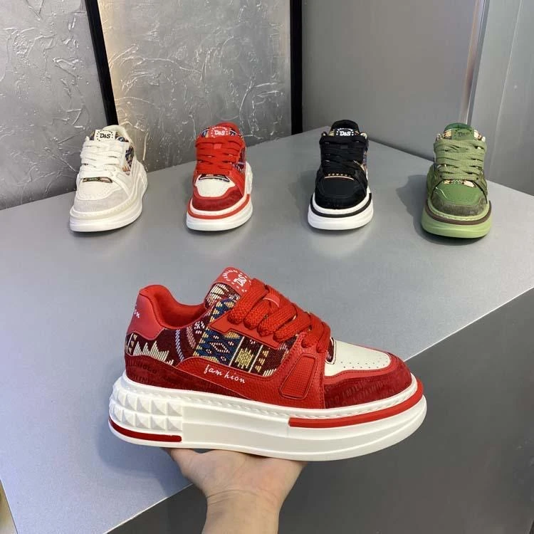 秋季男鞋百搭休闲民族风潮鞋男款厚底增高板鞋男士学生鞋原创设计