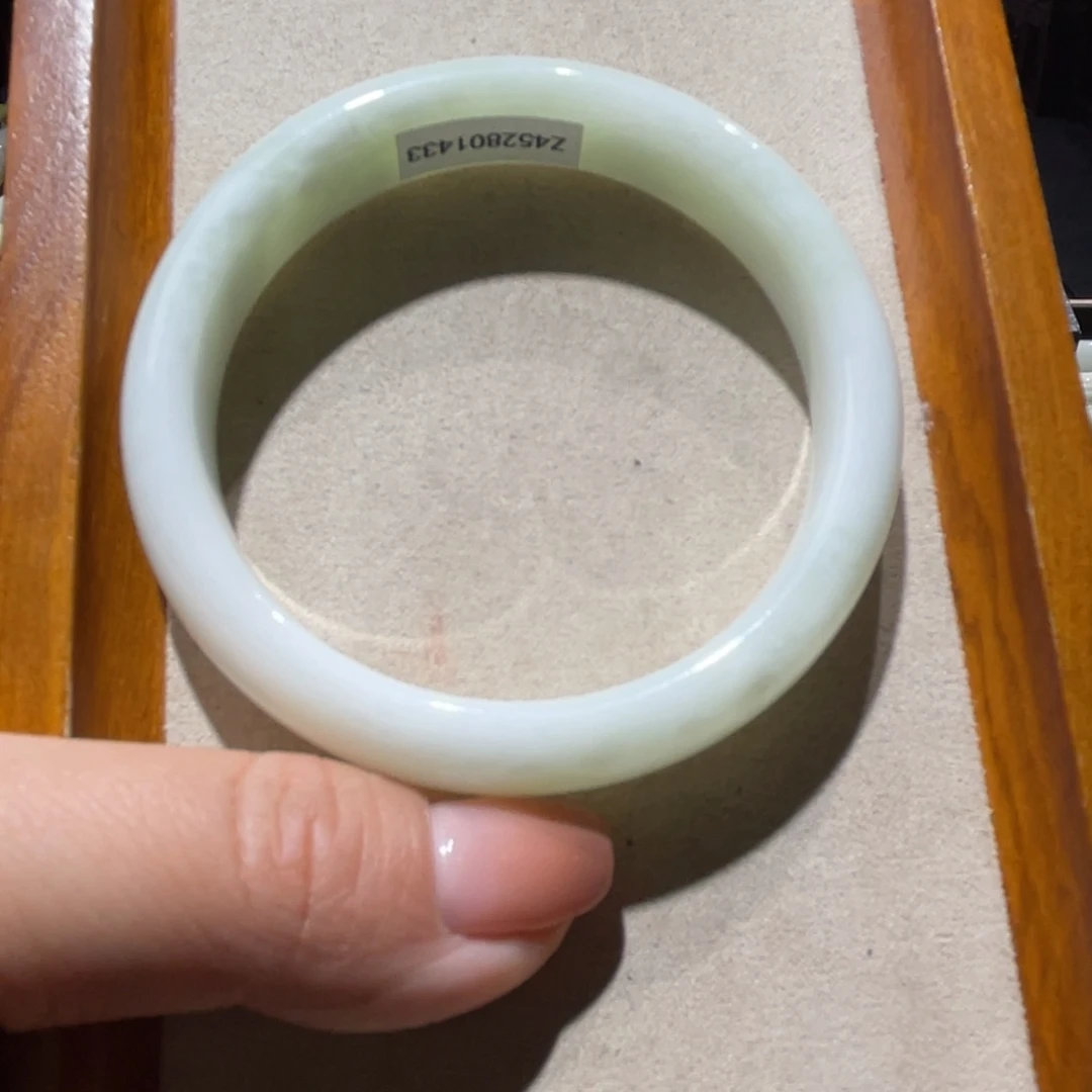 玲***器蓝田玉（蛇纹石化大理石玉）未镶嵌手镯