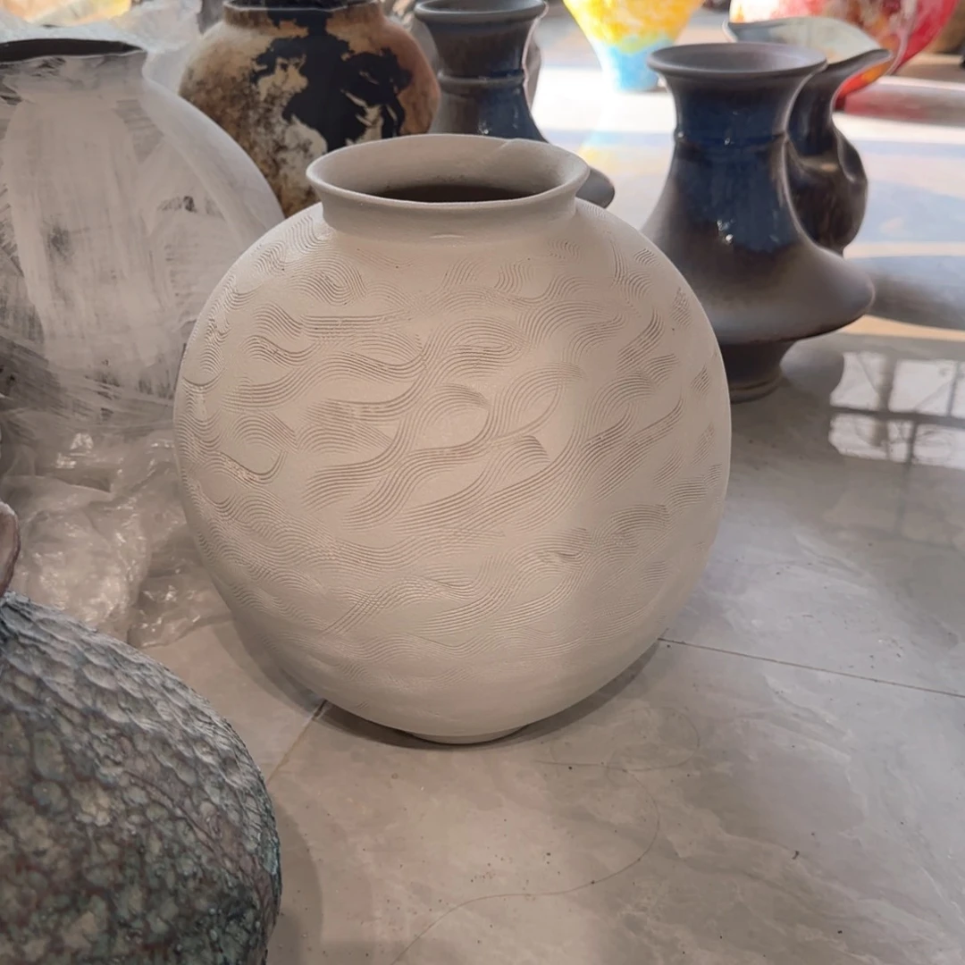 景德镇陶瓷艺术品沐**?