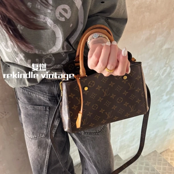 95新 LouisVuitton/路易威登 复燃精选/老花蒙田bb斜挎包15年