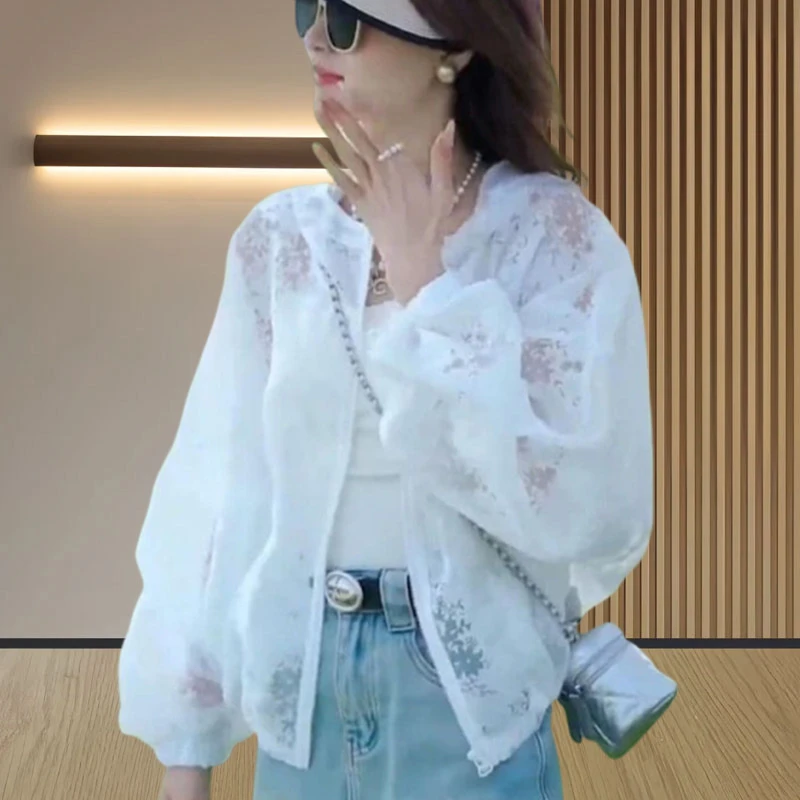 休闲运动风薄款连帽长袖外套女2025夏季新款白色设计感防晒衣开衫