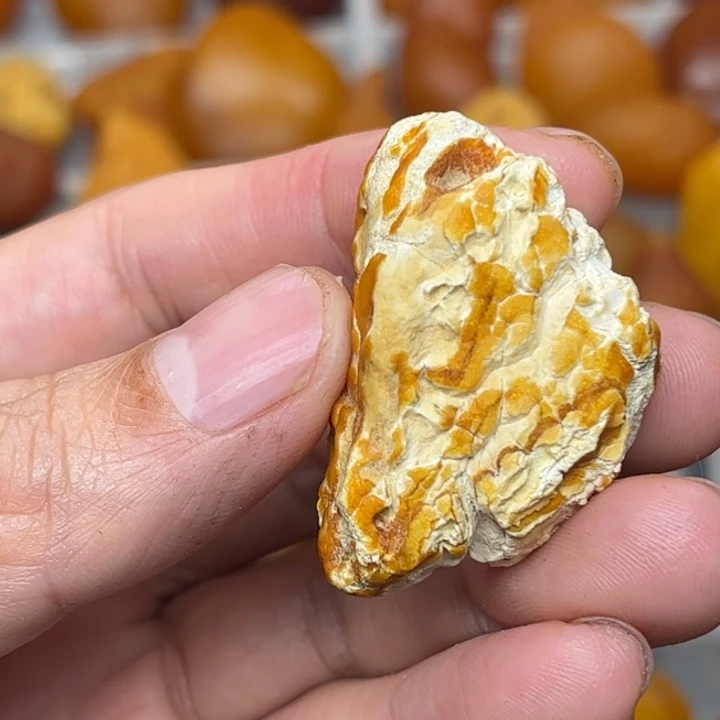 琥珀未镶嵌裸石天然蜜蜡吊坠