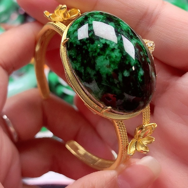 翡翠银S925镶嵌颈饰翡翠