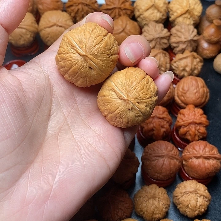 私***南吊坠文玩核桃水晶元宝