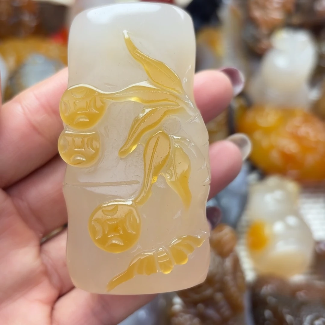 未镶嵌把件玛瑙/玉髓