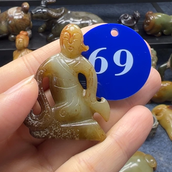 和田玉未镶嵌挂件