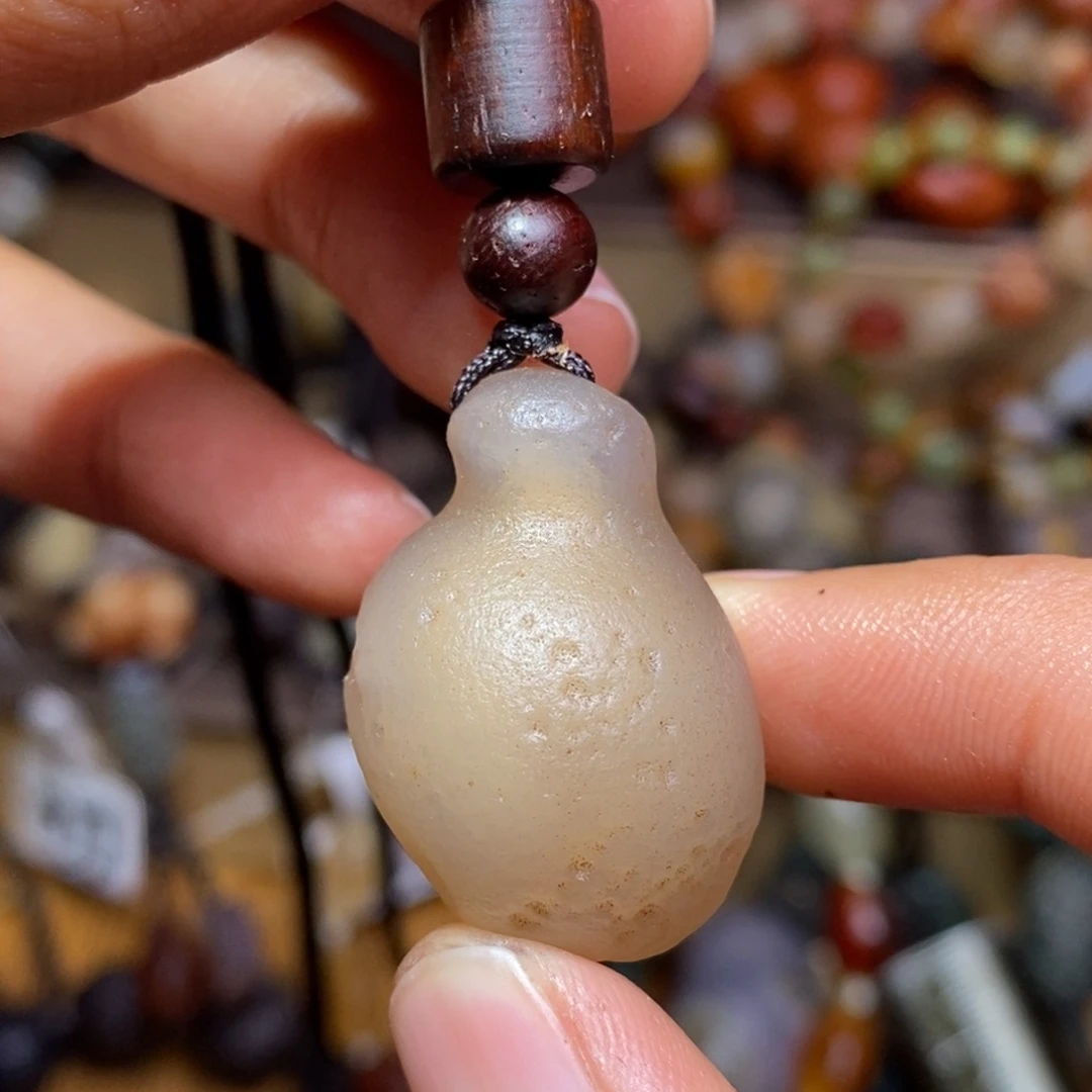 玛瑙/玉髓未镶嵌珠宝半成品