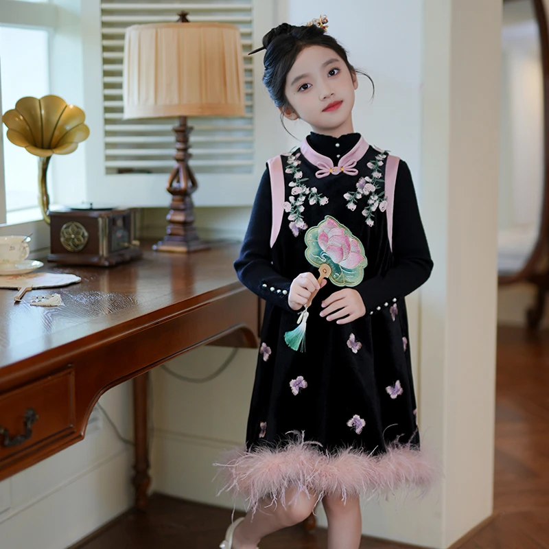 53900女童立领新中式马甲2025秋冬装儿童丝绒国风小女孩背心裙
