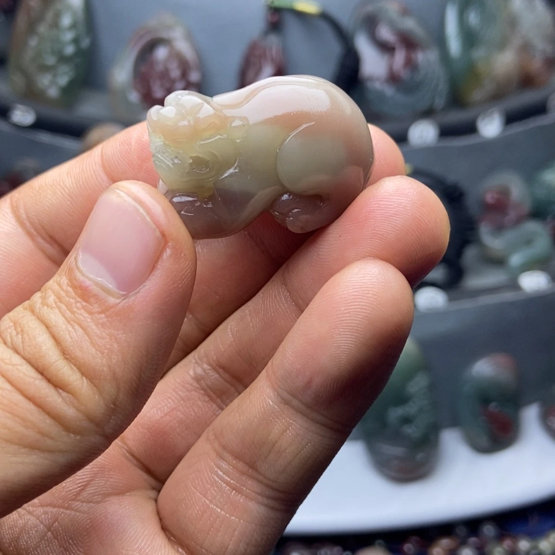 玛瑙/玉髓未镶嵌颈饰