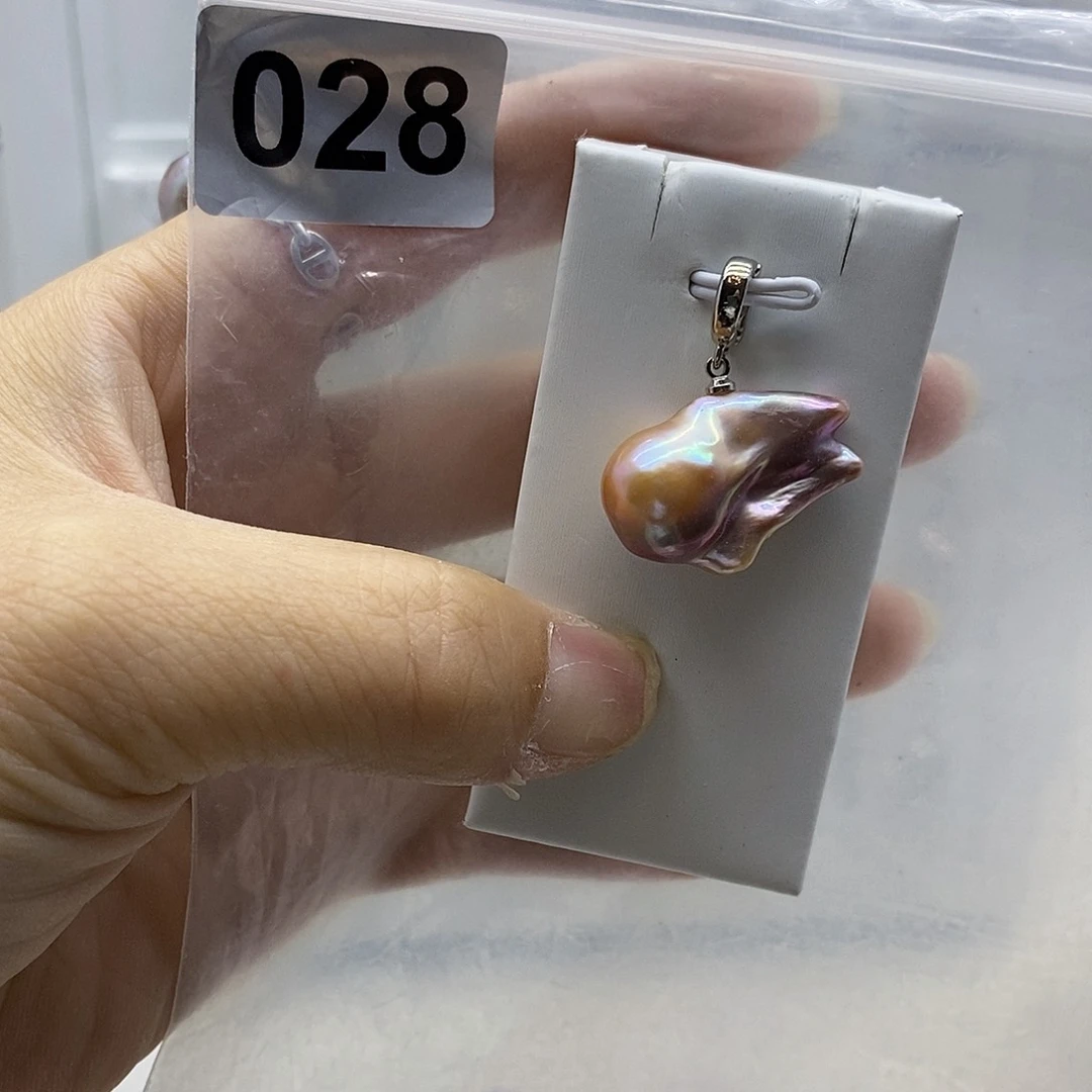 合金耳饰淡水珍珠