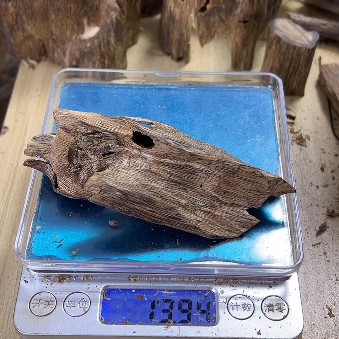 香料绿奇楠虫漏13克白棋