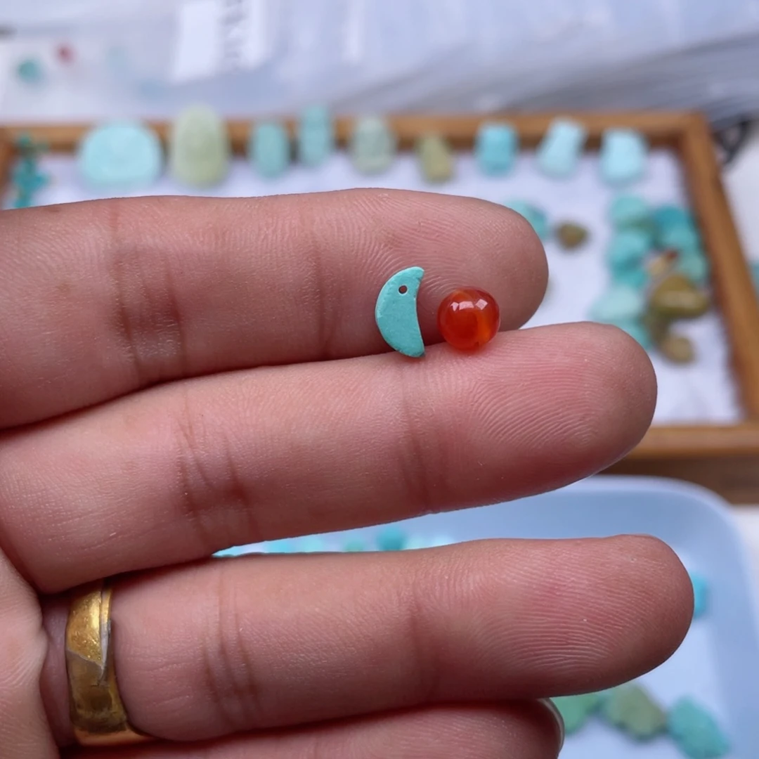 颈饰未镶嵌南红玛瑙166