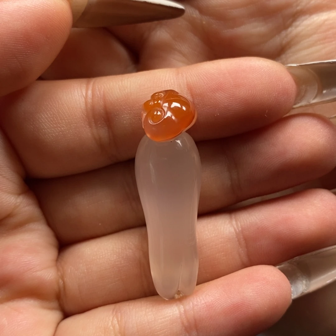 南红玛瑙未镶嵌吊坠(不含链)