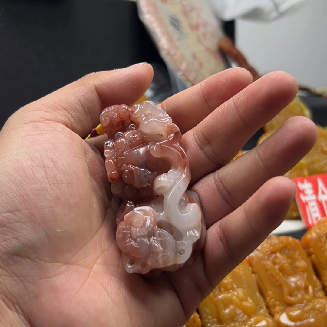 石英质玉（黄龙玉）未镶嵌多选发其一