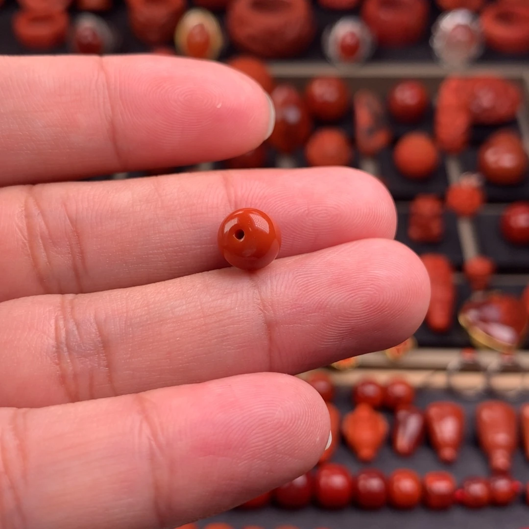 南红玛瑙老型单珠8+未镶嵌